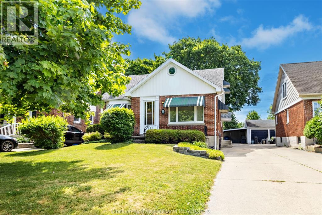 82 McFadden AVENUE, Chatham