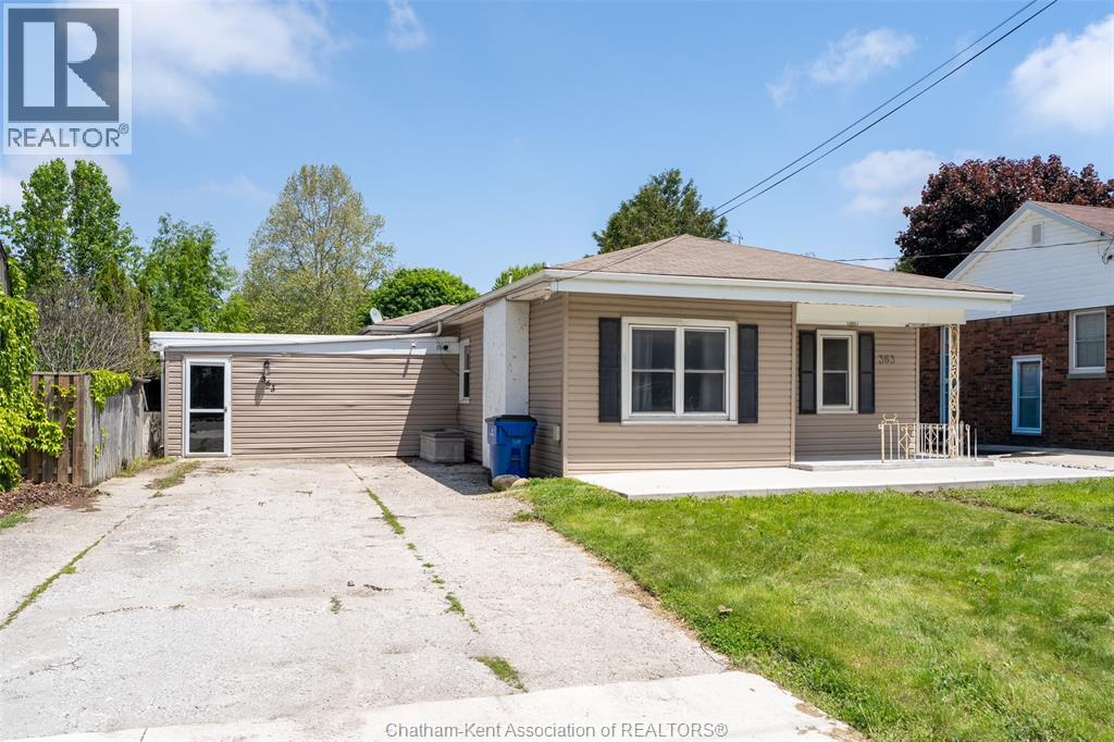 363 Lacroix STREET, Chatham