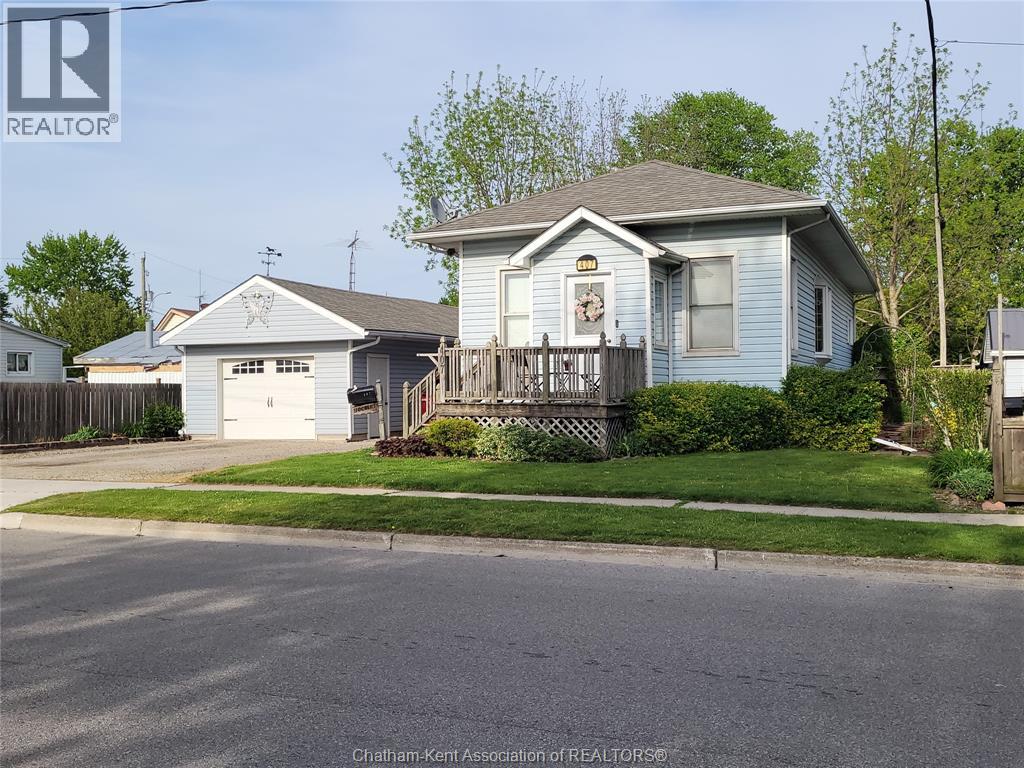 407 ALBERT STREET, Wallaceburg