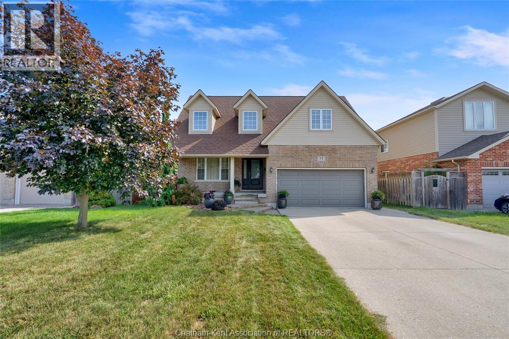 32 Sherwood COURT, Chatham