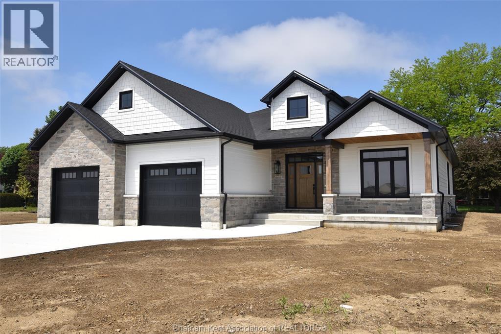 71 Rosewood CRESCENT, Chatham