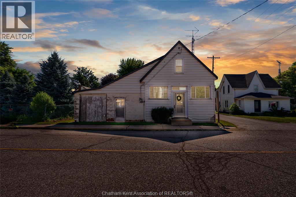 1 Centre Side ROAD, Tupperville