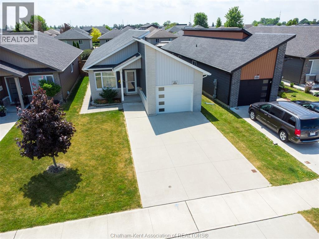 105 Moonstone CRESCENT, Chatham