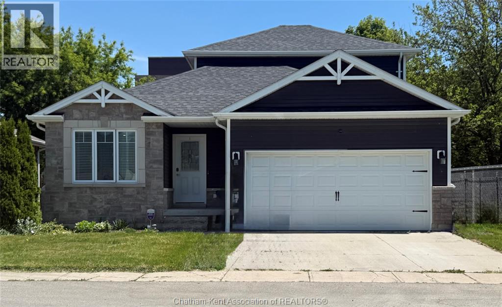 15 LISGAR STREET, Chatham