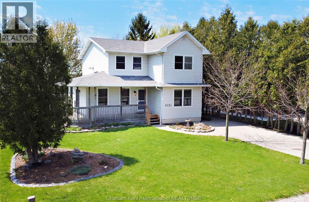 6121 Emerson AVENUE, Comber