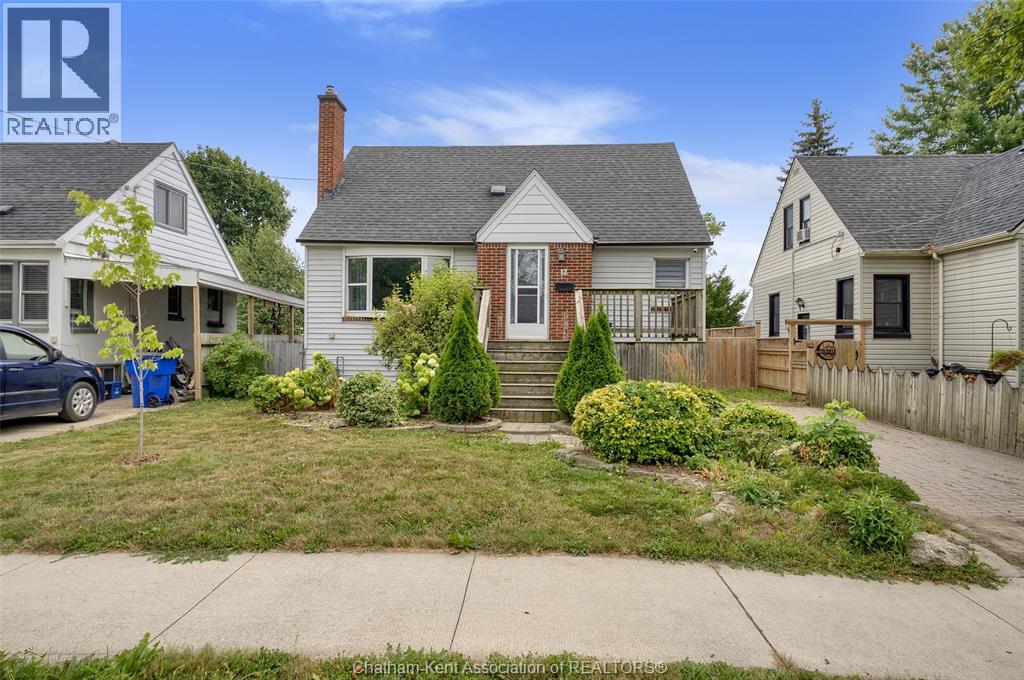 12 McKinnon DRIVE, Chatham