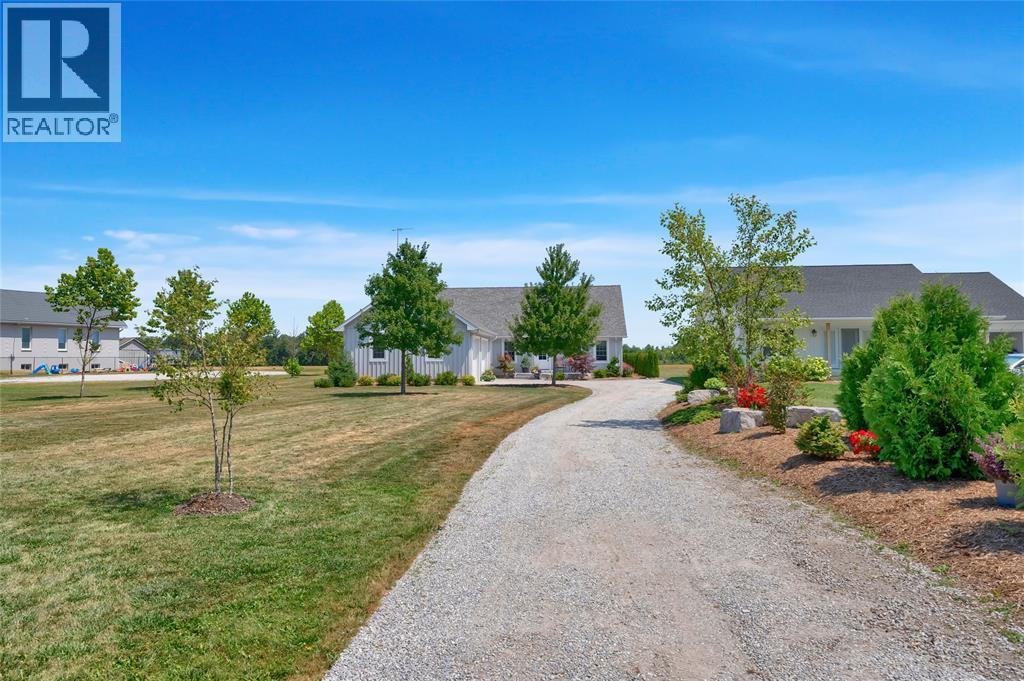 3894 ST CLAIR PARKWAY, Port Lambton