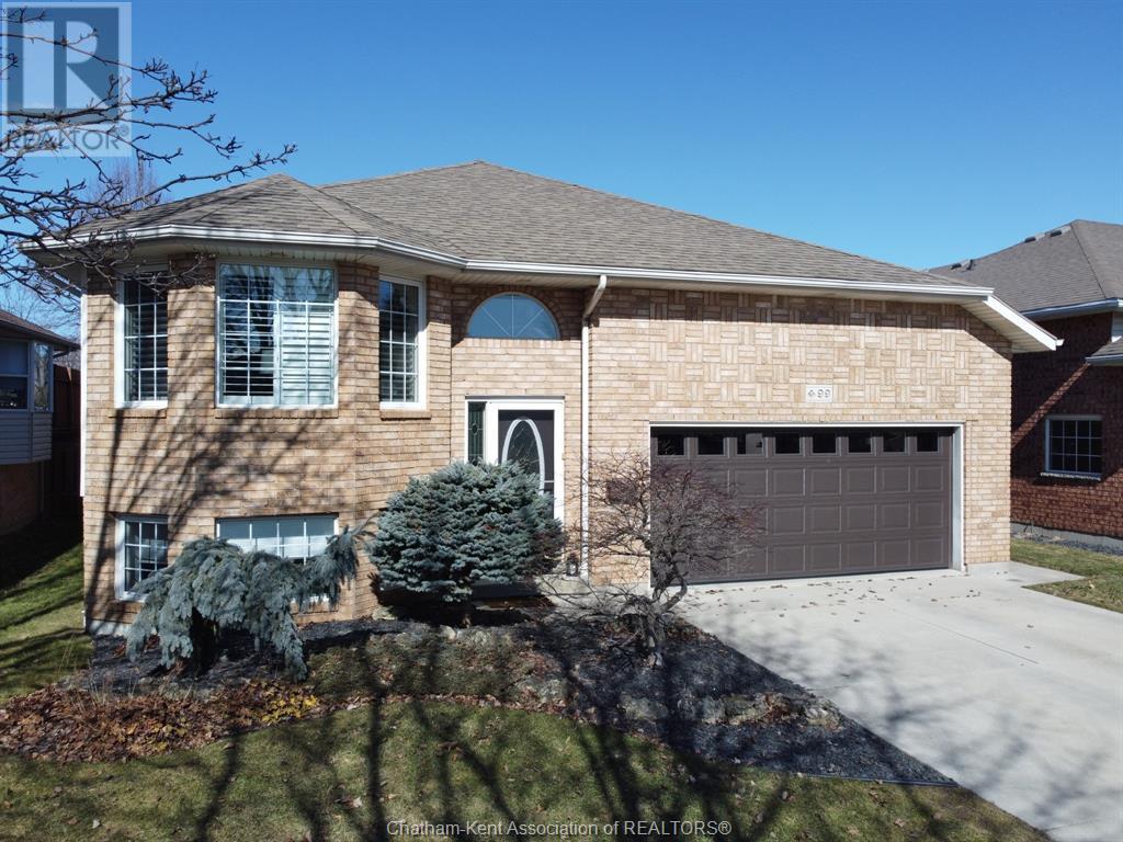 99 Garden Path, Chatham