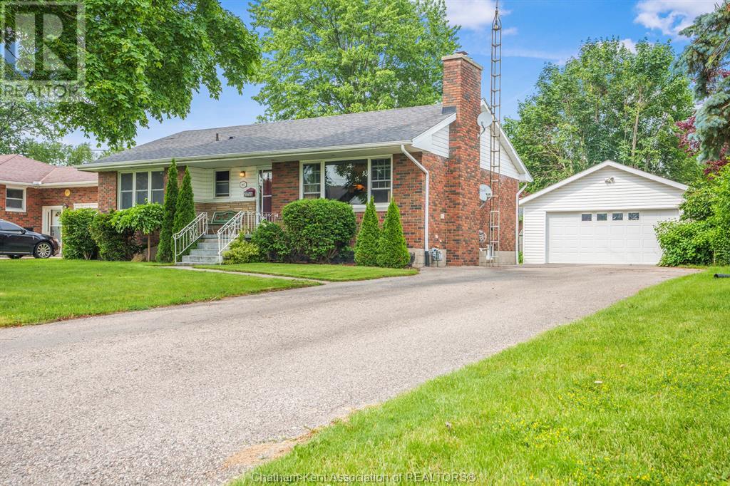 37 Simonton DRIVE, Chatham