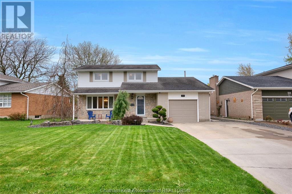 33 Sylvester DRIVE, Chatham