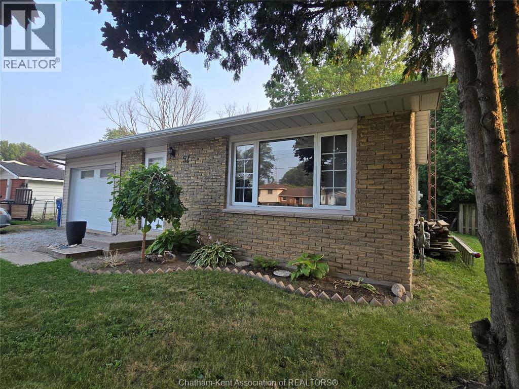 57 LISGAR STREET, Ridgetown