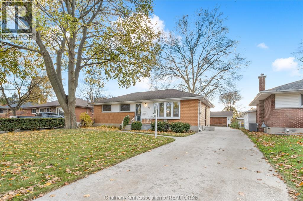 42 LINCOLN ROAD, Chatham