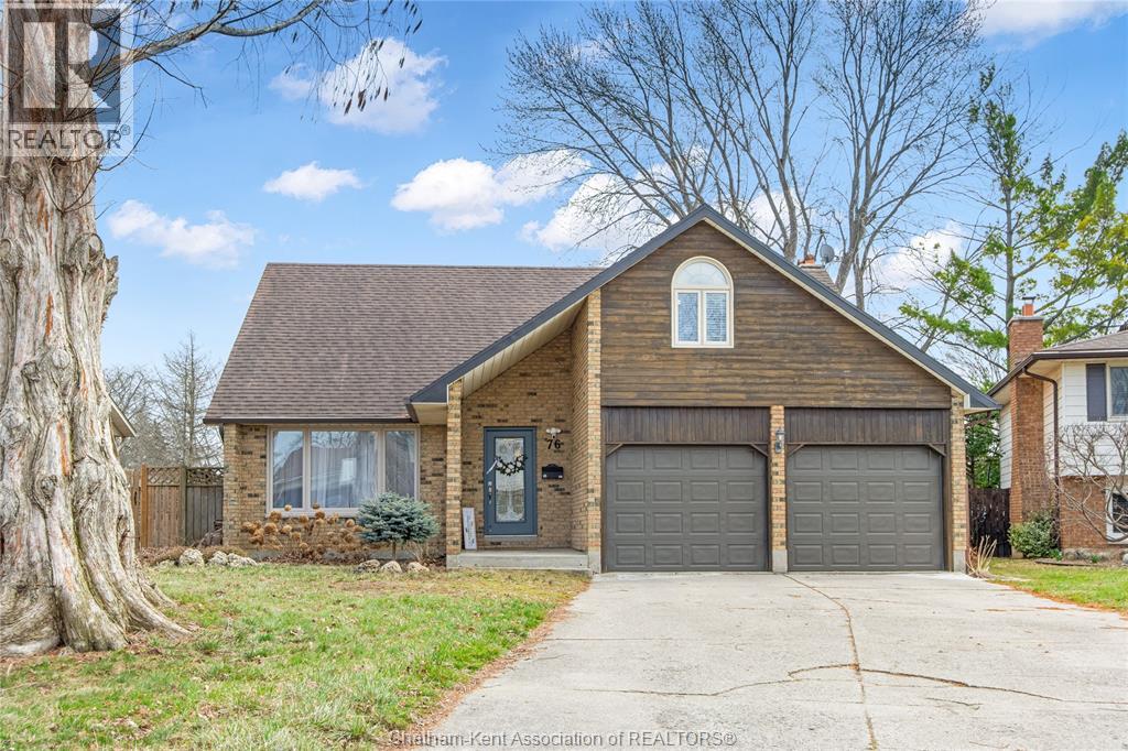 76 PAMELA CRESCENT, Chatham