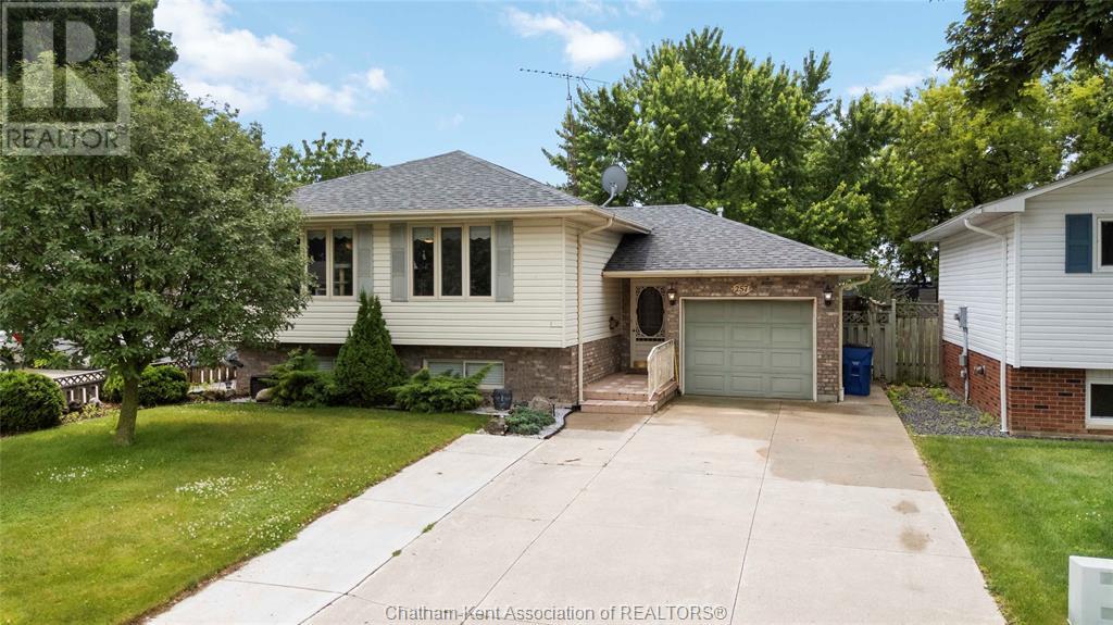 257 Hudson CRESCENT, Wallaceburg