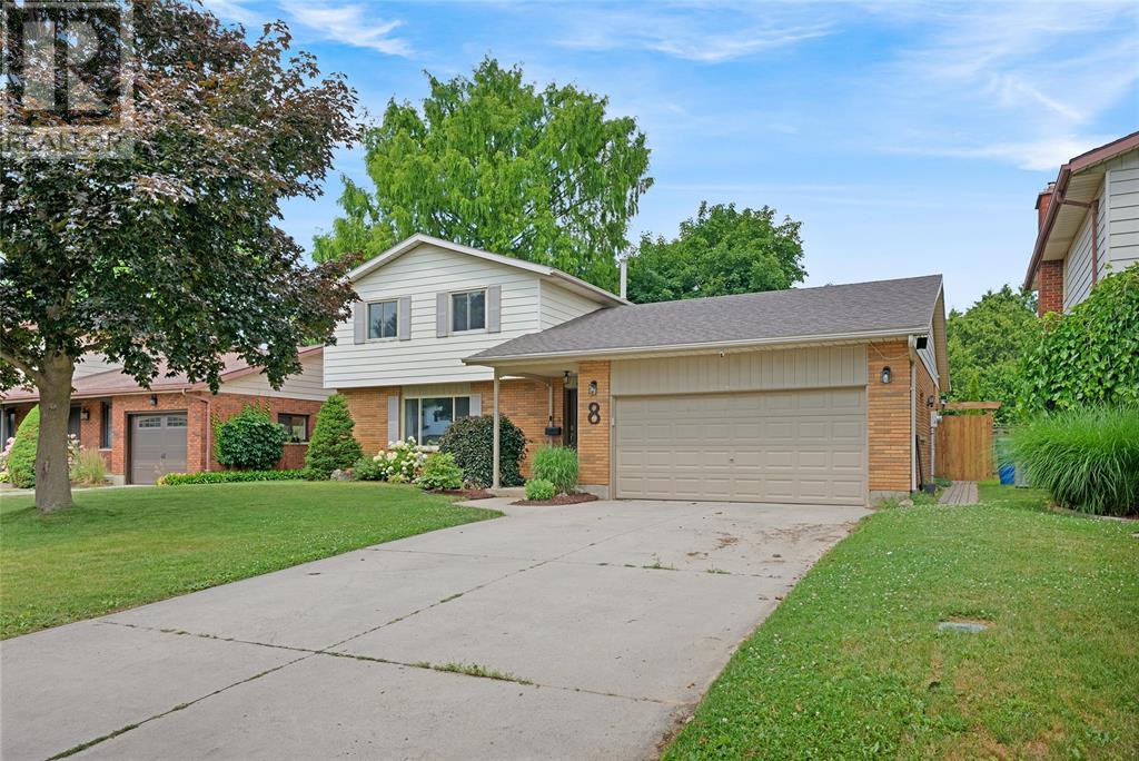 8 Pamela CRESCENT, Chatham