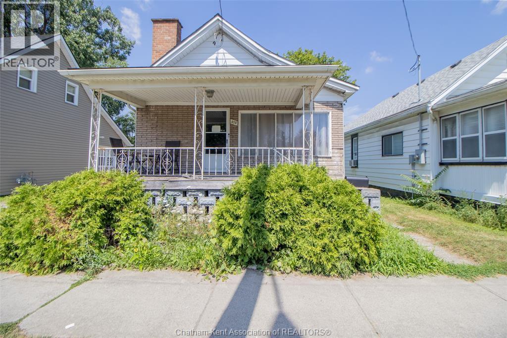 273 GRAND AVENUE East, Chatham