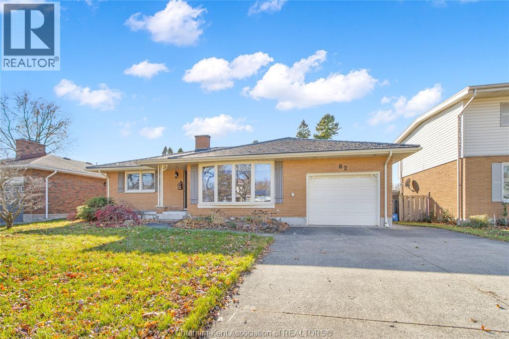 82 WYANDOTT STREET, Chatham