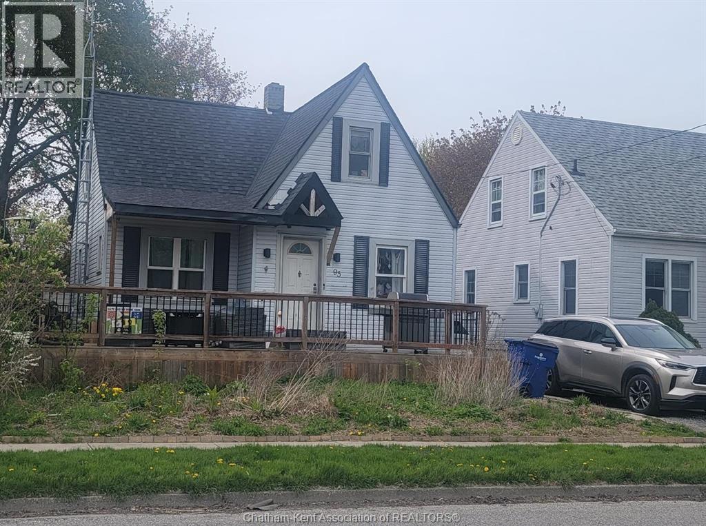 95 Poplar STREET, Chatham