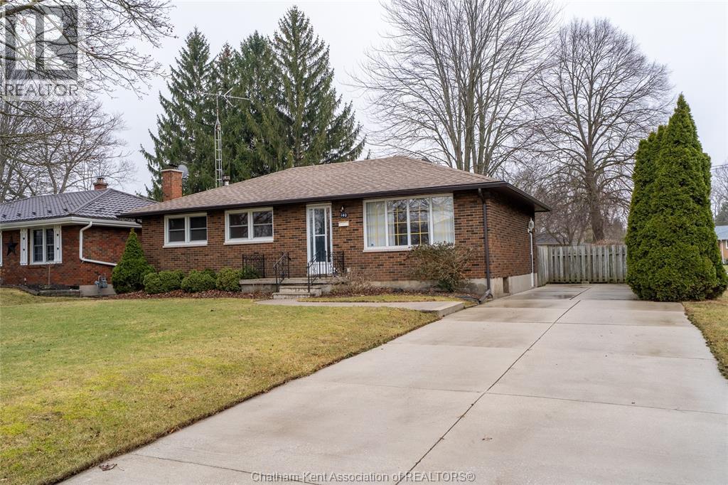 140 Coverdale STREET, Chatham