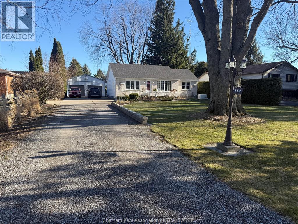 412 GREGORY DRIVE East, Chatham