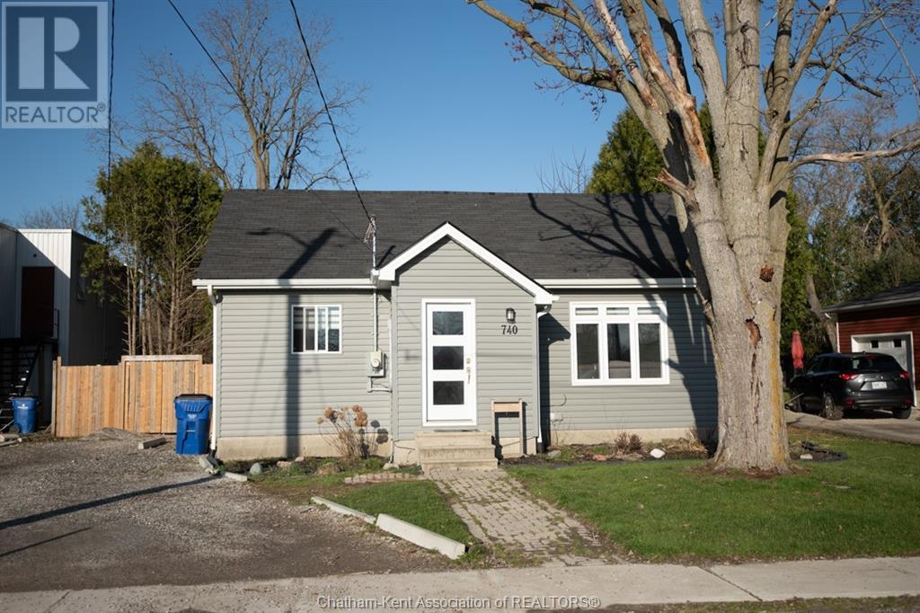 740 TECUMSEH STREET, Dresden