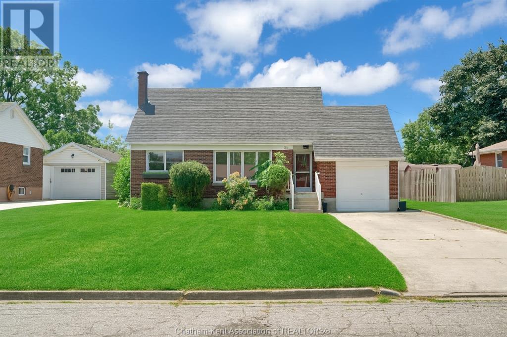 24 Simonton DRIVE, Chatham