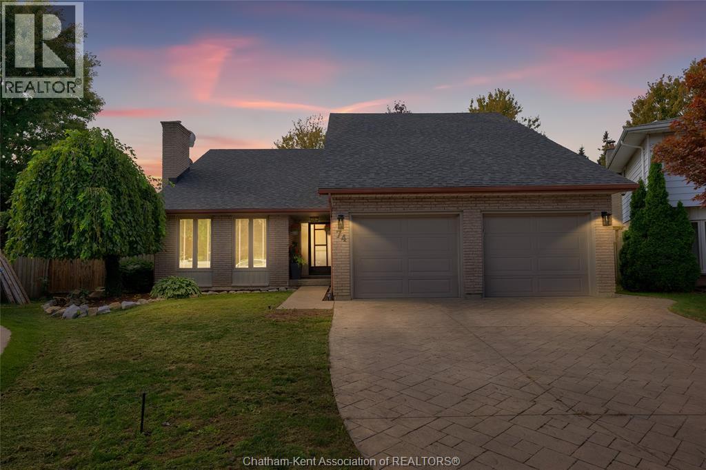 74 University DRIVE, Chatham