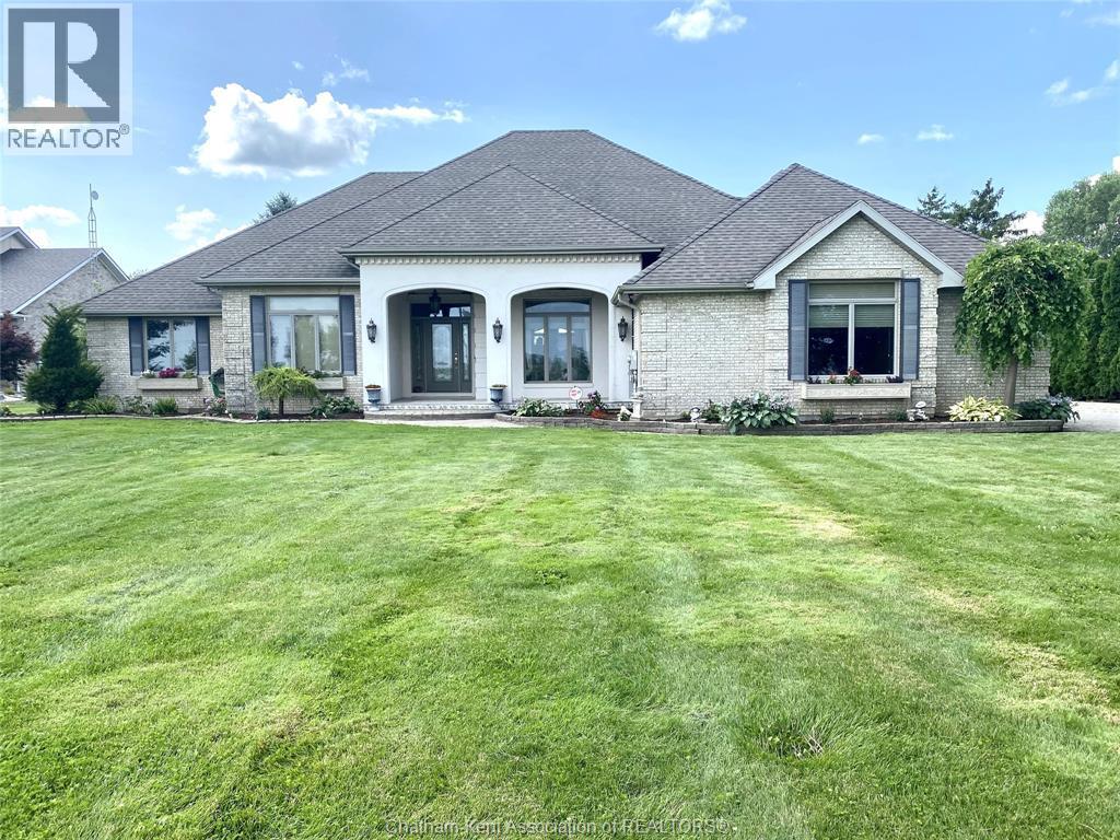 7635 River View LINE, Chatham