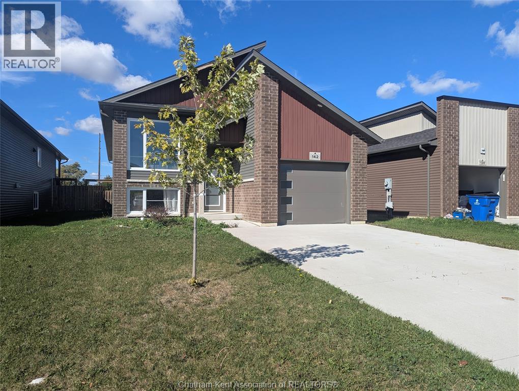 142 Moonstone CRESCENT, Chatham