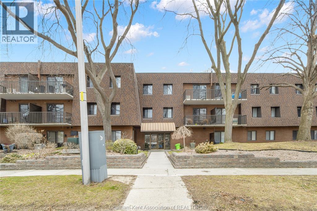 225 CAMPUS PARKWAY UnitNo. 117, Chatham