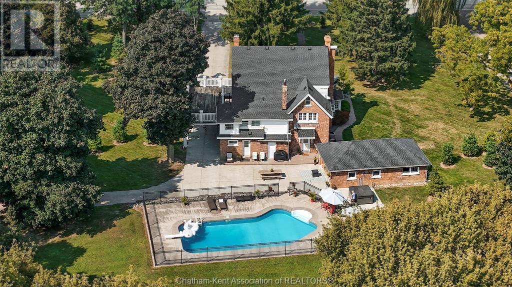 13590 LONGWOODS ROAD, Thamesville