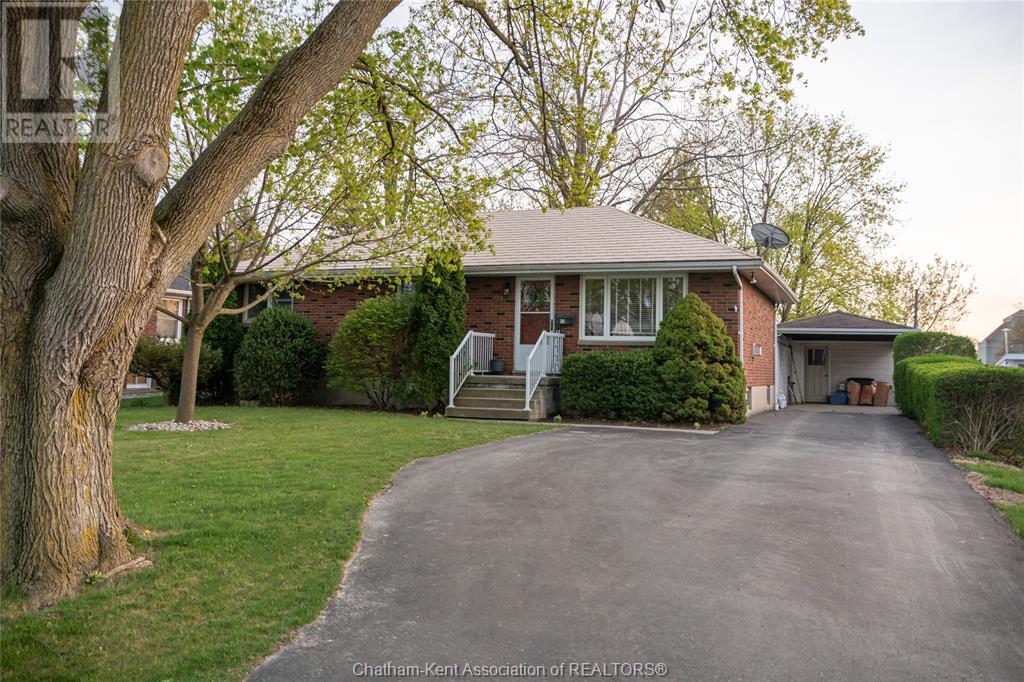 82 Devon ROAD, Chatham