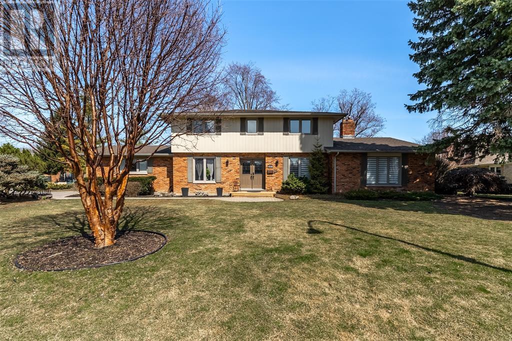 147 CRYSTAL DRIVE, Chatham