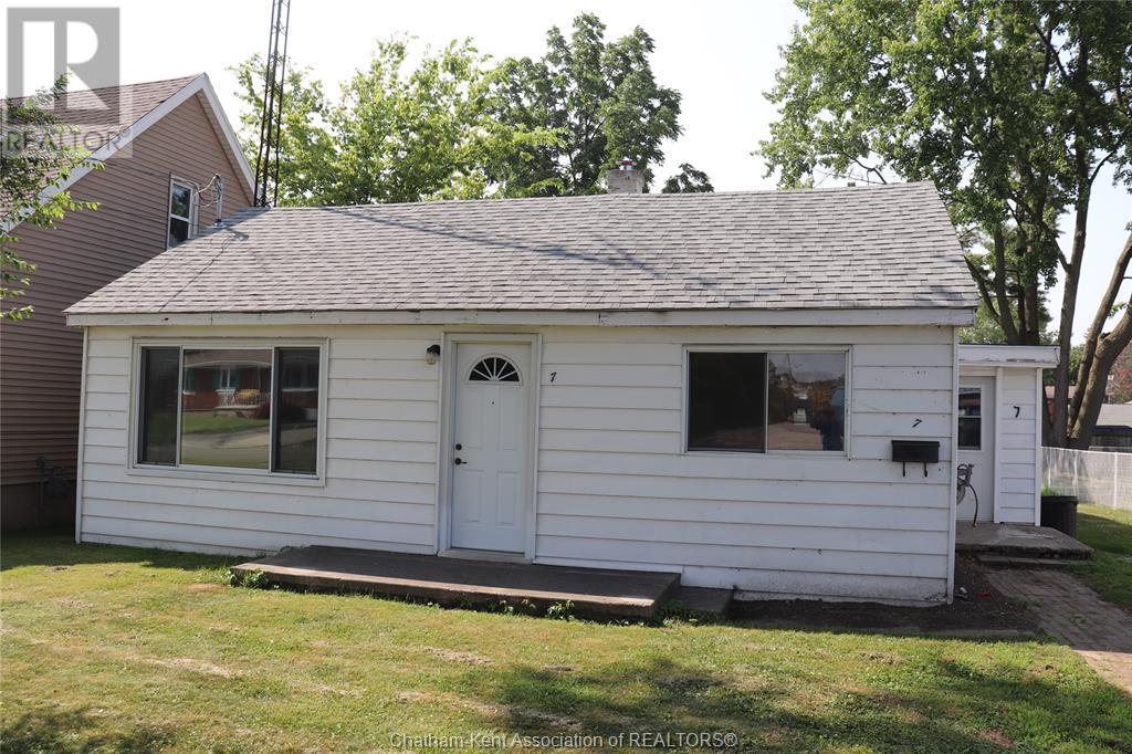 7 Oxley DRIVE, Chatham