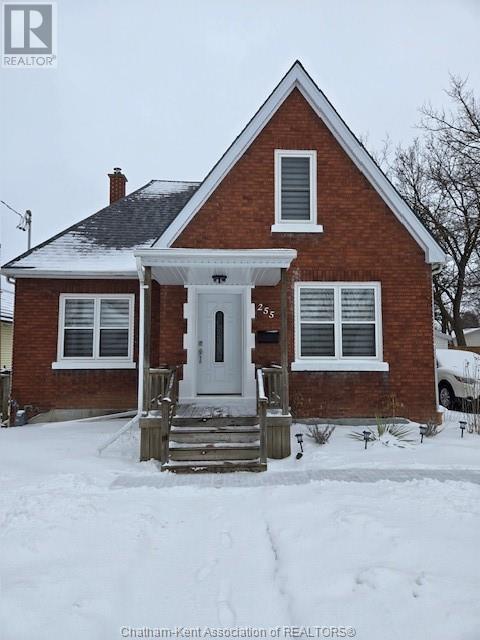 255 Selkirk STREET, Chatham