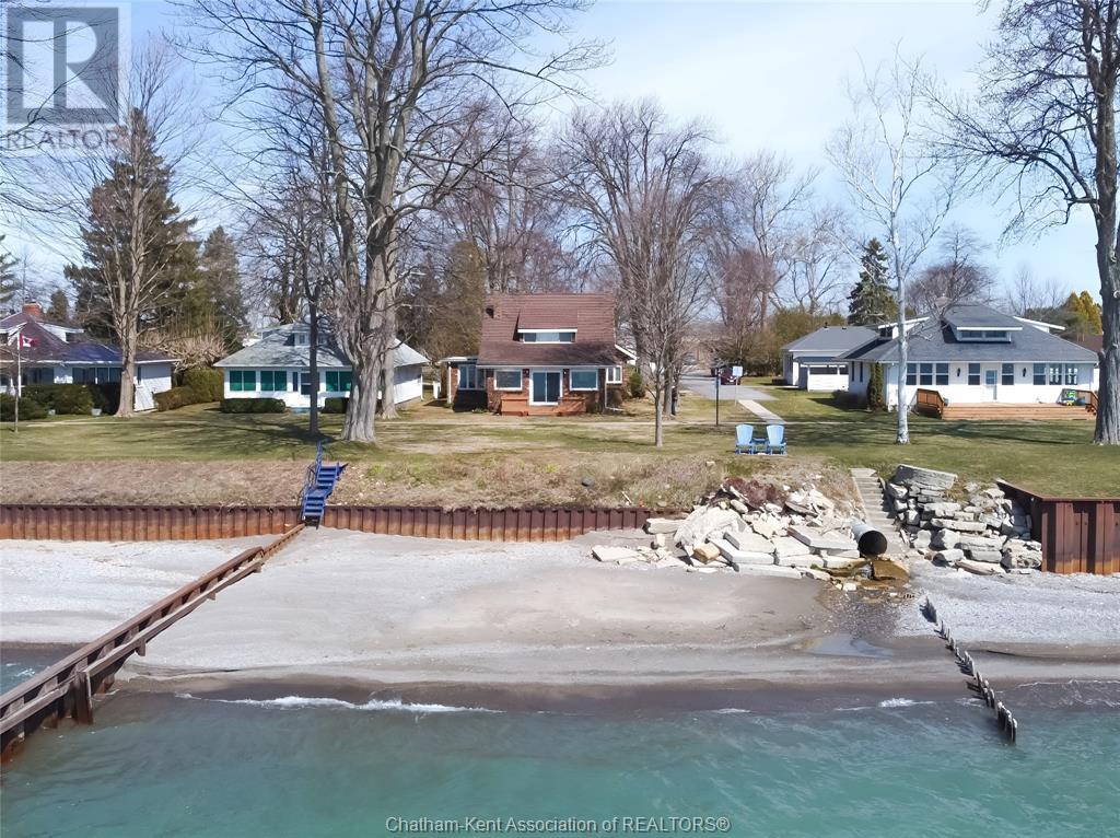 395 Towanda BOULEVARD, Erieau