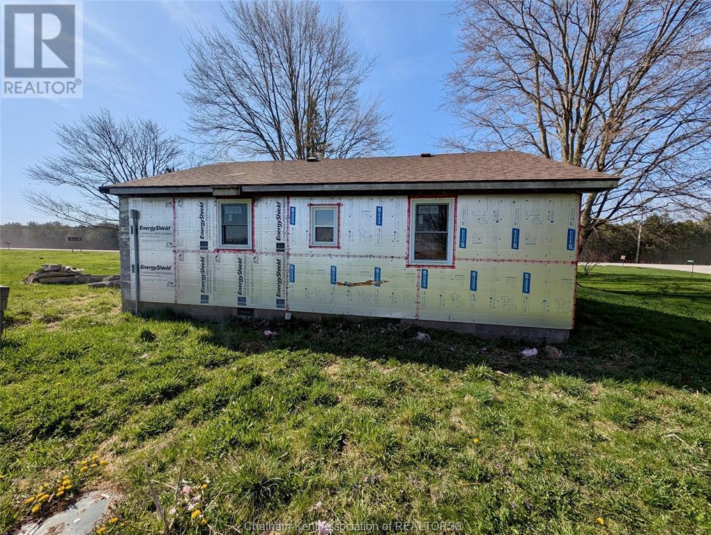 12003 Baseline ROAD, Thamesville