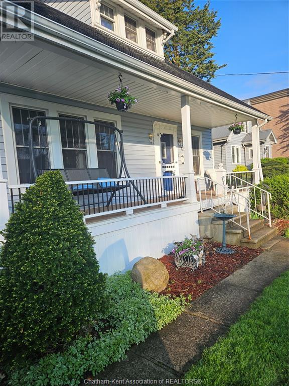 66 Delaware AVENUE, Chatham