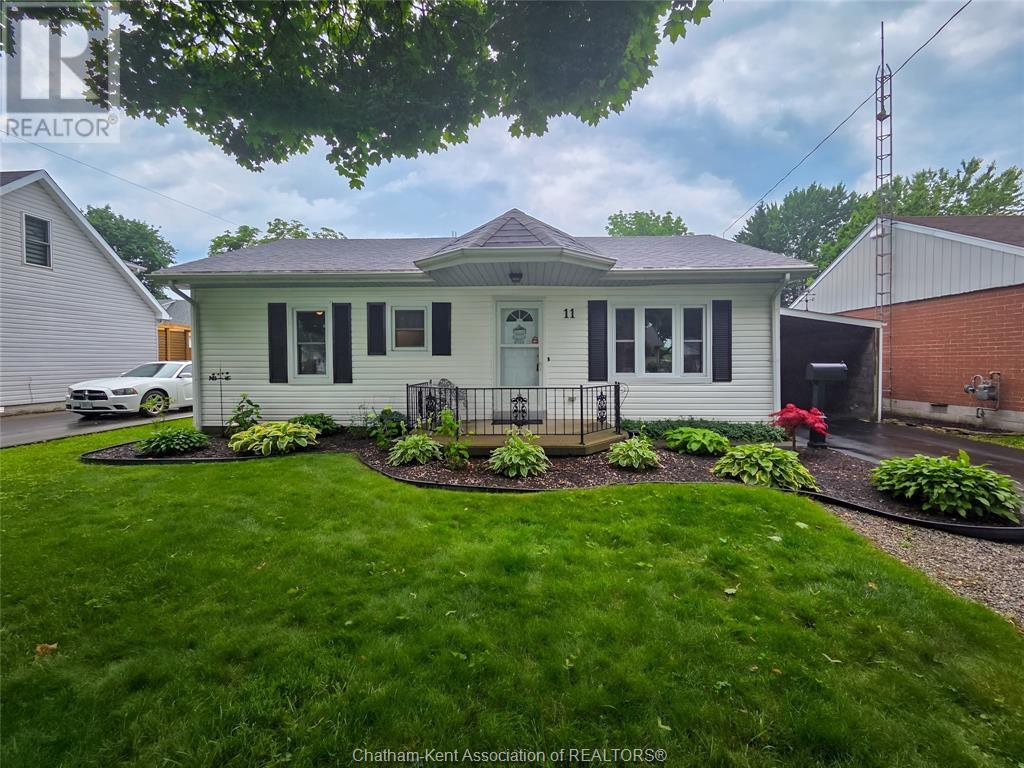 11 Lottie AVENUE, Chatham