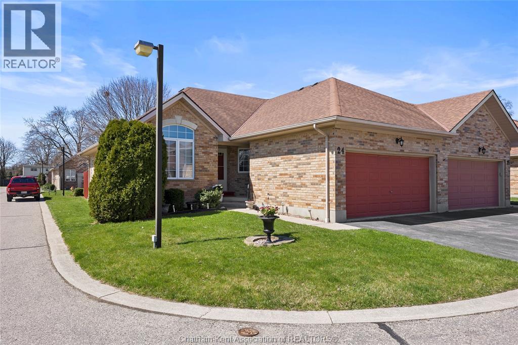 154 SEMENYN AVENUE UnitNo. 24, Chatham