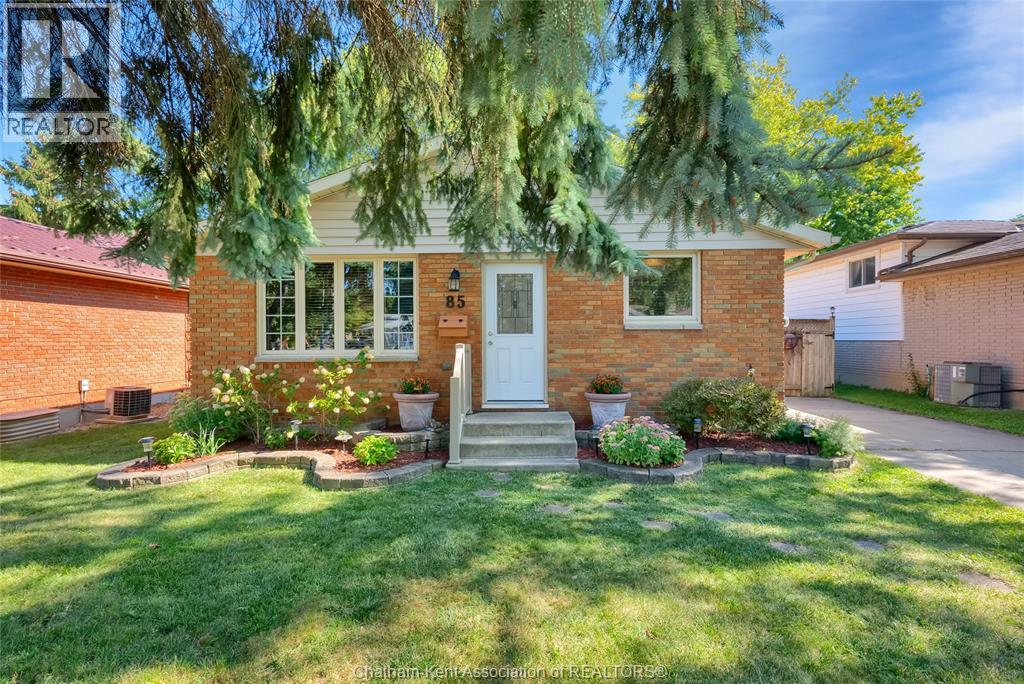 85 Marion AVENUE, Chatham