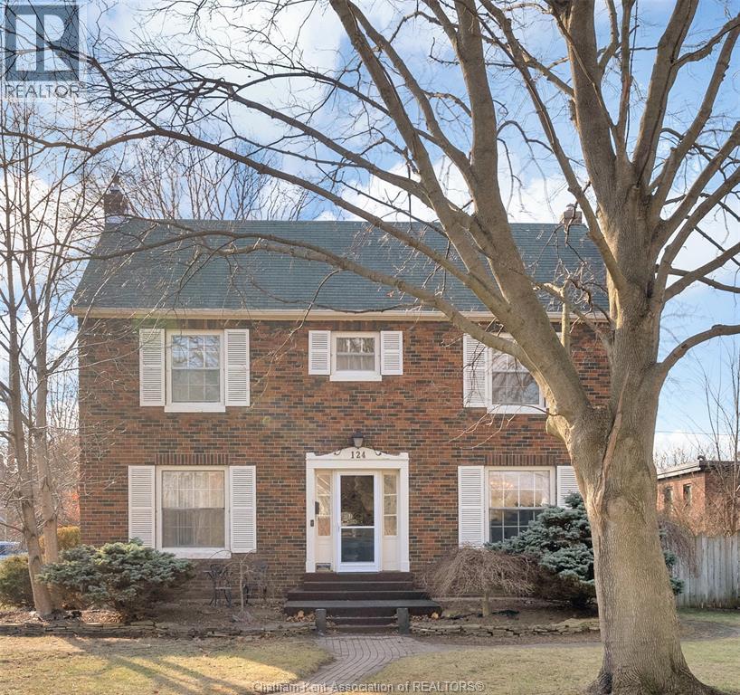 124 LLydican AVENUE, Chatham