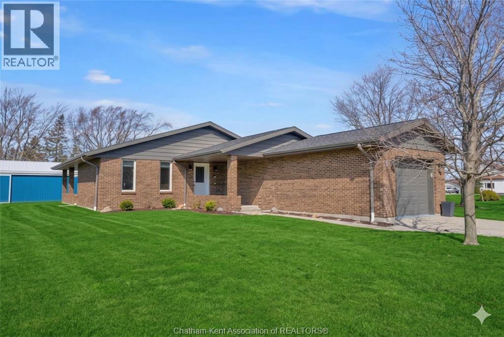 1 Circle DRIVE, Merlin