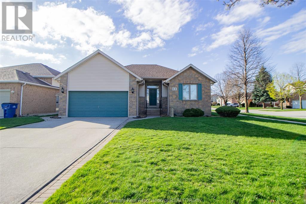 3 Crocus COURT, Chatham