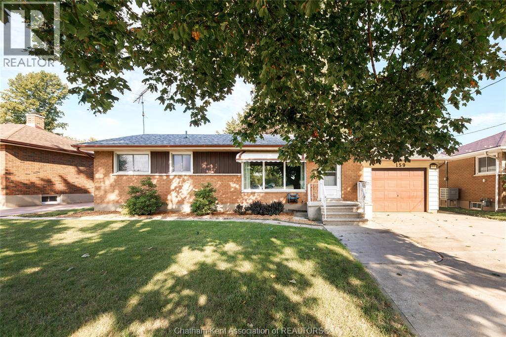 159 Gregory DRIVE West, Chatham