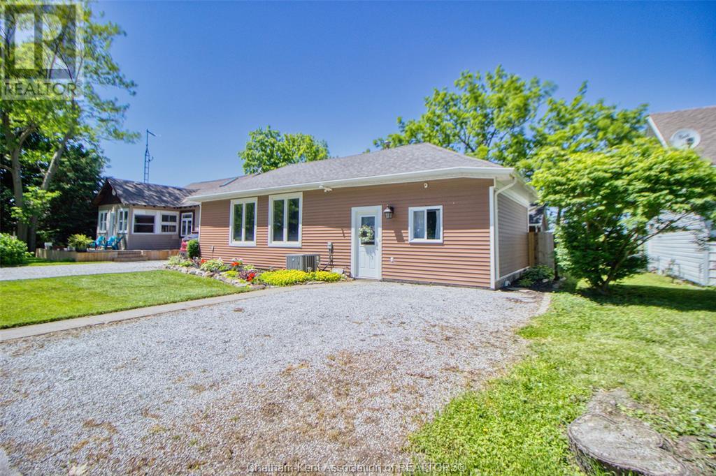 780 TOWANDA BOULEVARD, Erie Beach