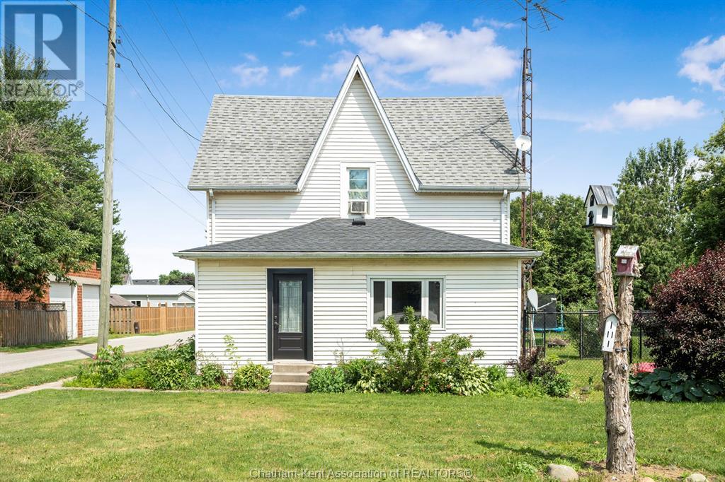 17 BURNS STREET, Chatham-Kent