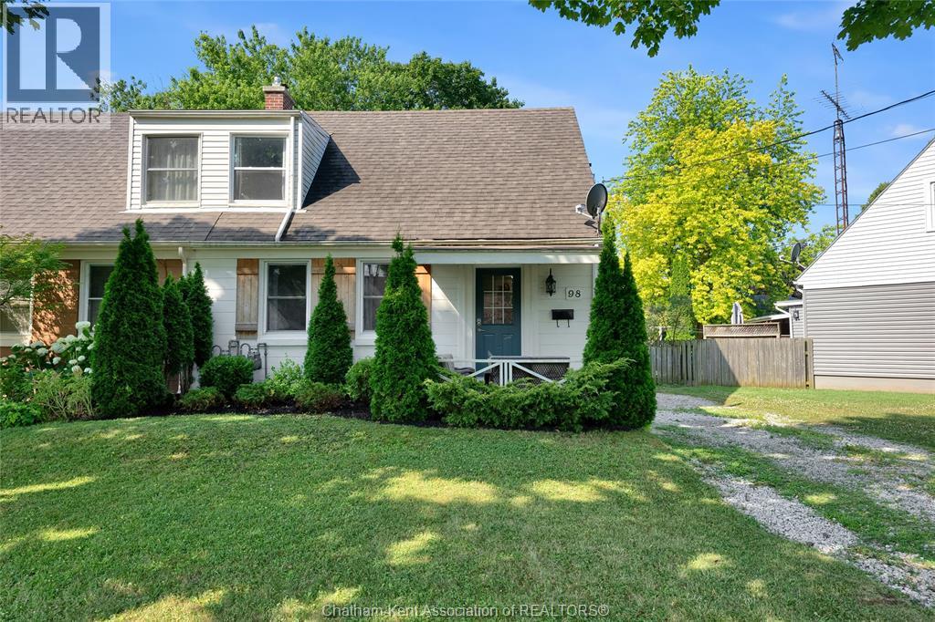 98 MCGUIGAN AVENUE, Chatham