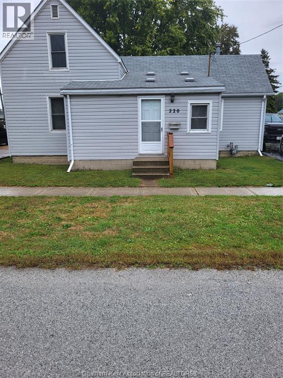 220 QUEEN STREET, Wallaceburg