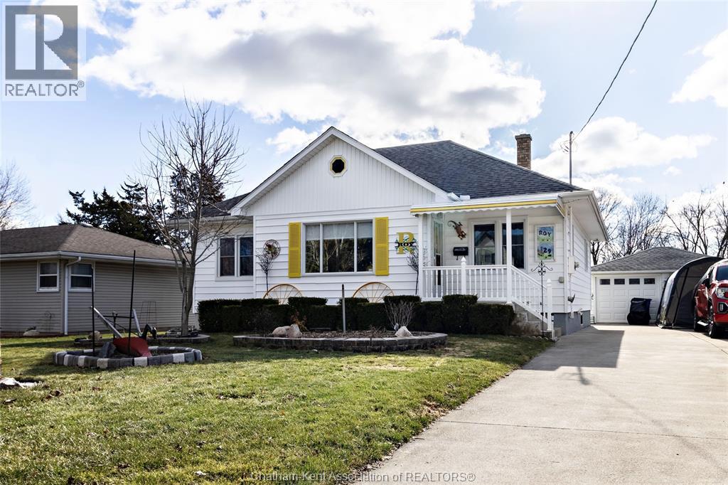 129 TISSIMAN AVENUE, Chatham